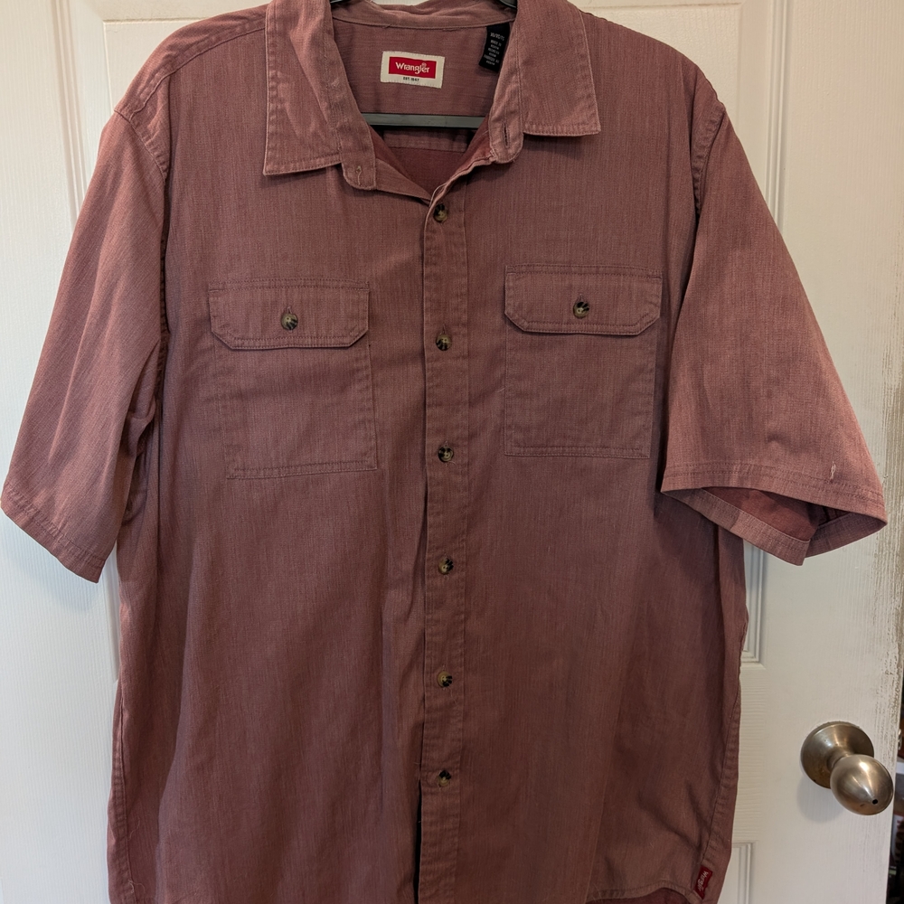 Wrangler Men's Short Sleeve Shirt - Rose